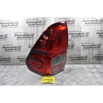 Φανάρι Πίσω Αριστερά Toyota Hilux Revo 2015-2019 (Γνήσιο)