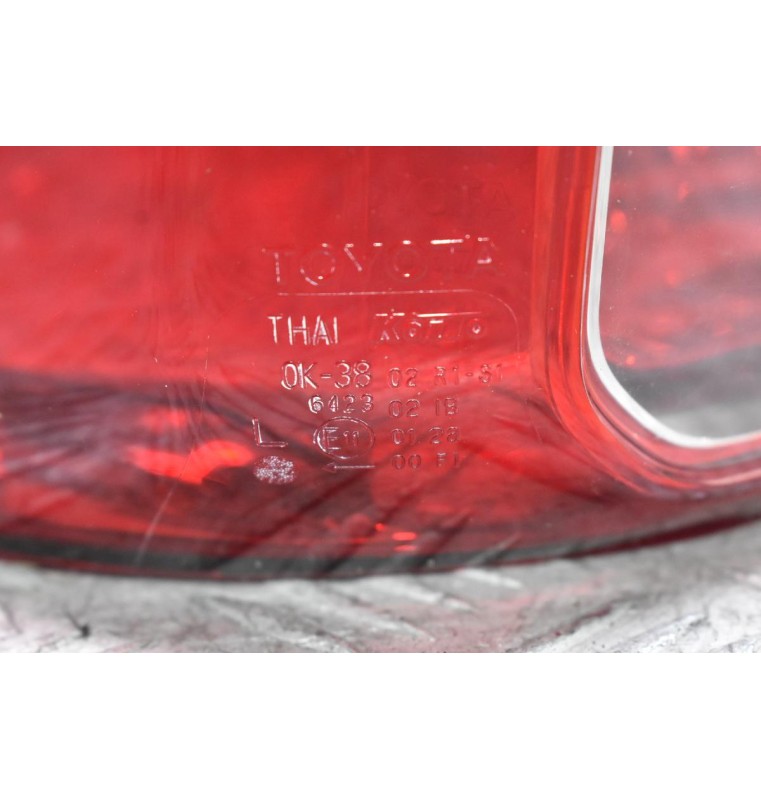 Φανάρι Πίσω Αριστερά Toyota Hilux Revo 2015-2019 (Γνήσιο)