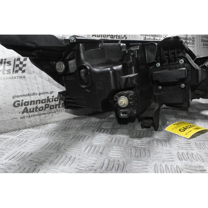 Φανάρι Εμπρός Αριστερό Mitsubishi L200 2019-2024 (Γνήσιο) (Led) 8301D379