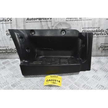 Σκαλοπάτι Δεξί Mitsubishi Canter 2006-2015 (Μικρή Καμπινα)