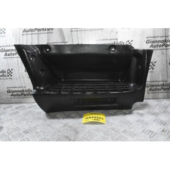 Σκαλοπάτι Δεξια Mitsubishi Canter 2006-2015 (Μεγάλη Καμπινα)