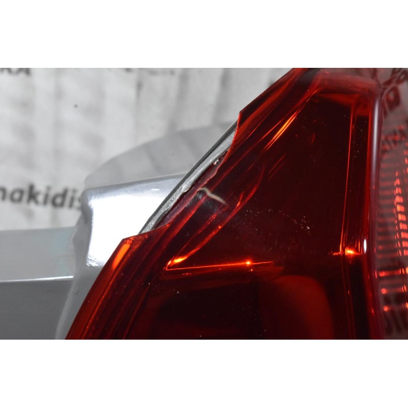 Φανάρι Πίσω Αριστερά Toyota Hilux 2012-2016 (Γνήσιο)