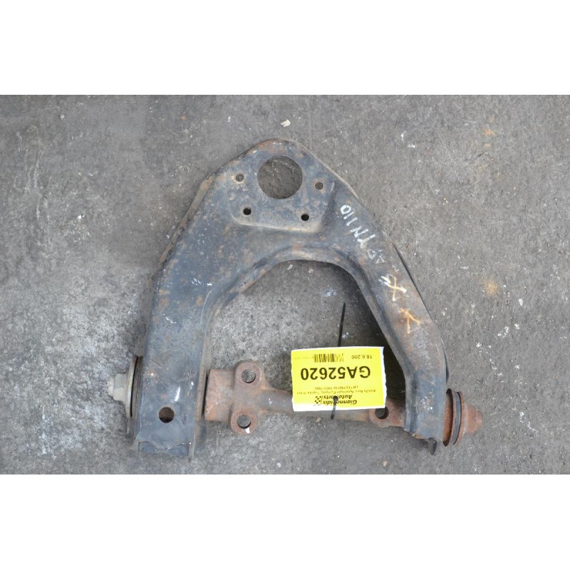 Ψαλίδι Ανω Αριστερο Εμπρος Toyota Hilux LN110/YN110 1992-1998