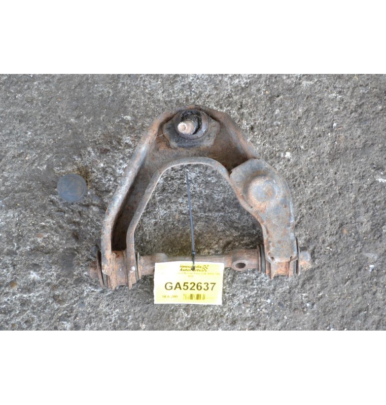 Ψαλίδι Άνω Δεξί Nissan King Cab 1989-1997 D21