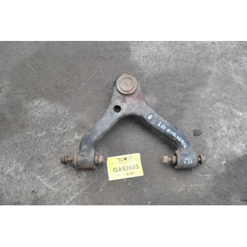 Ψαλίδι Άνω Αριστερο Toyota Hilux KUN15 2KD 4X2 2005-2012