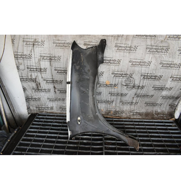 Φτερό Αριστερο Nissan Navara D22 2001-2005