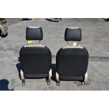 Καθίσματα (Σέτ Αριστερό-Δεξί) Toyota Hilux KUN 2005-2015 (Ανακατασκευής)