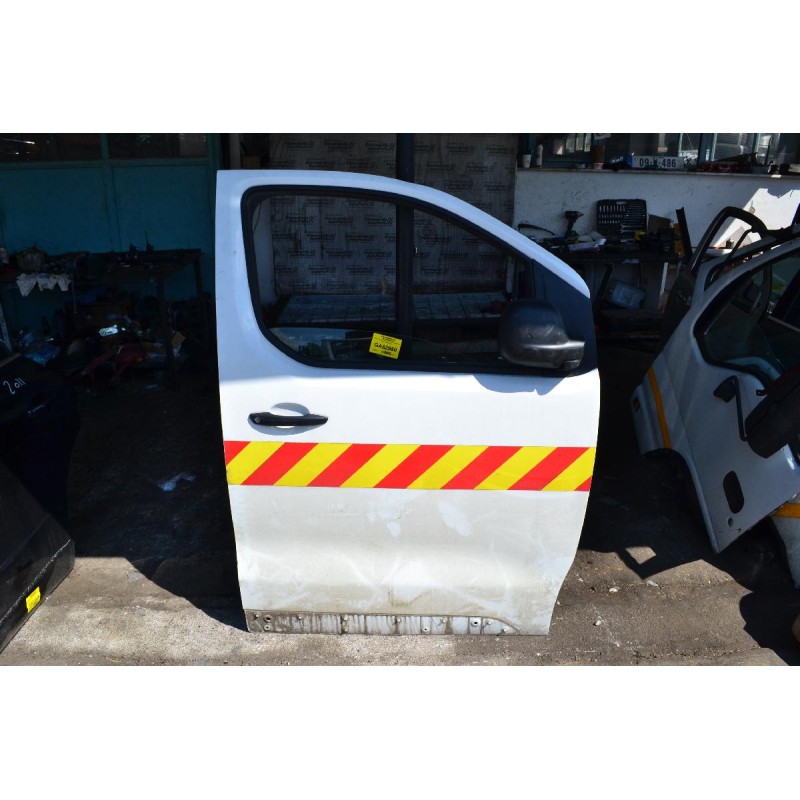 Πόρτα Εμπρός Δεξια Opel Vivaro 2014-2019 (Χωρίς Καθρέφτη)