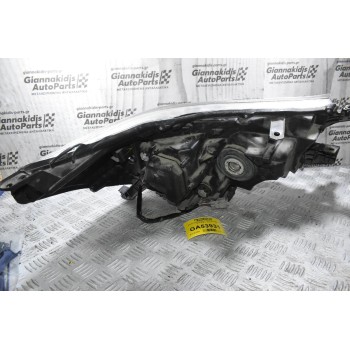 Φανάρι Αριστερό Toyota Hilux Revo 2015-2019