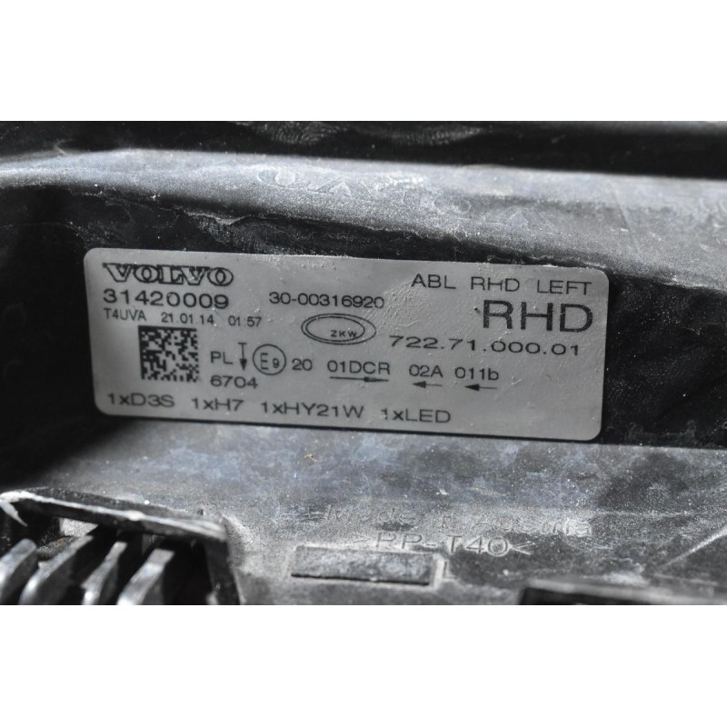 Φανάρι Εμπρός Αριστερό Volvo V40 2012-2016 LED 31420009