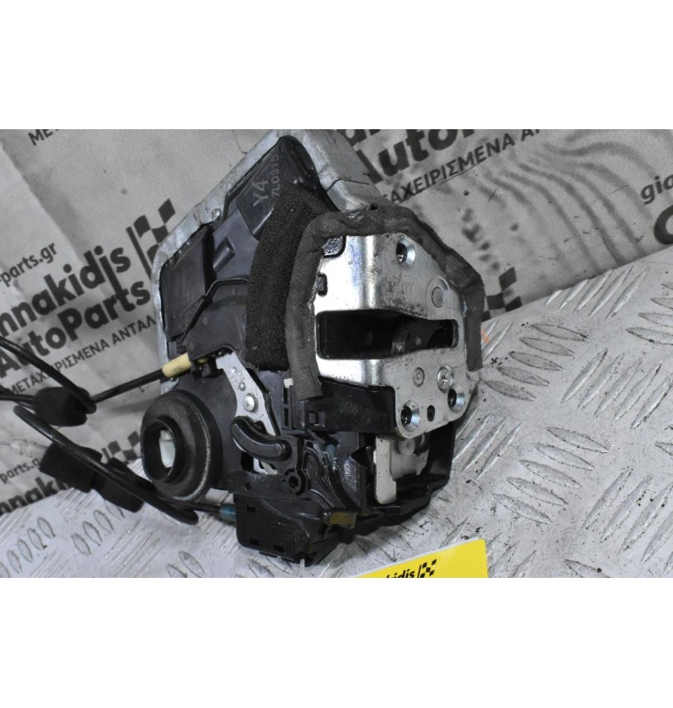 Κλειδαριά Πόρτας Toyota RAV4 2000-2012 (Πισω Δεξιά) (8 pins)