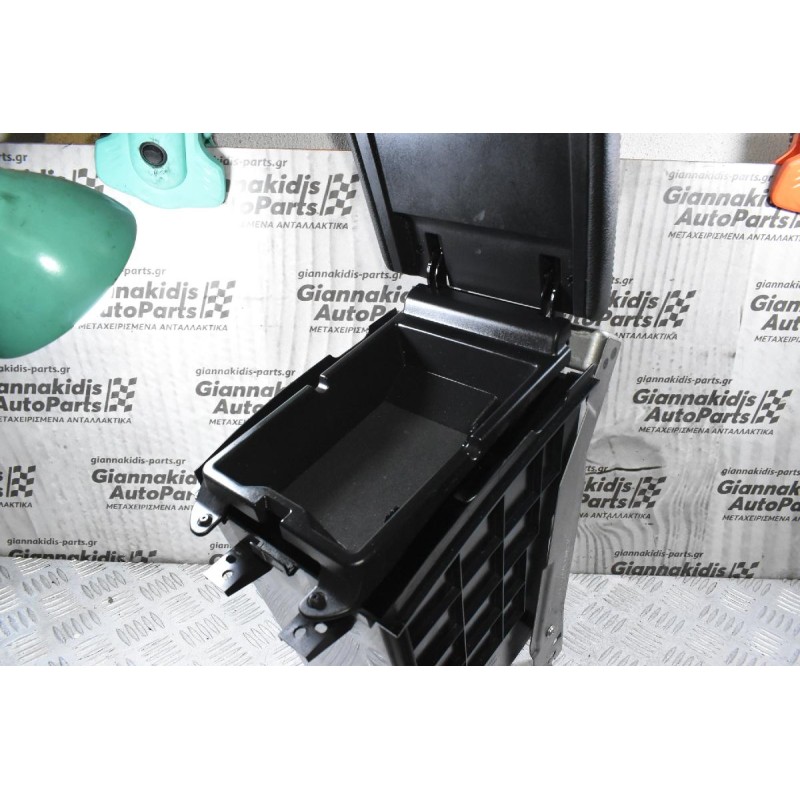 Τεμπέλης / Υποβαχιόνιο Και Ντουλαπάκι Nissan Qashqai J11 2013-2021 969VN-4EA0A 96930-4EA0A 969HT-4EA0A 969ZA-4EA0A-2 (Γνήσια)