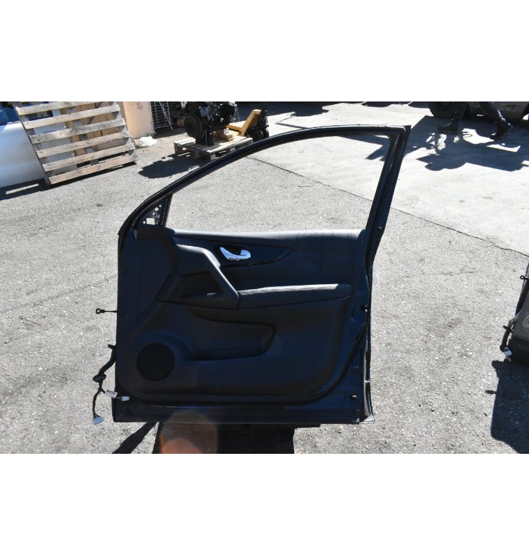 Πόρτα Εμπρος Δεξιά Nissan Qashqai J11 2014-2020  (Με Χτύπημα)