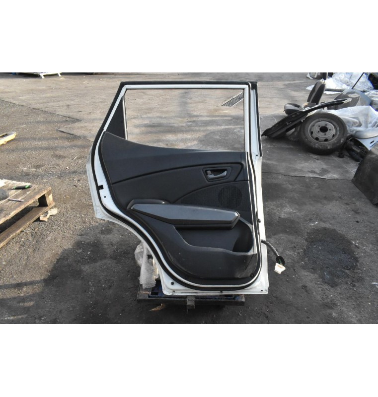 Πόρτα Πίσω Αριστερή SsangYong XLV - Tivoli 2014-2017 (Μικρό Χτύπημα)