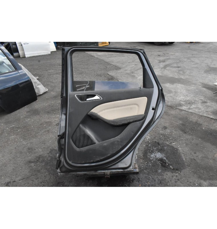 Πόρτα Mercedes-Benz B180 W246 2011-2019 (Πισω Δεξια) (Με Χτυπημα)
