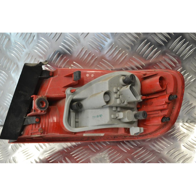 Φανάρι Πίσω Αριστερά Audi A4 - S4 B8 2008-2015 8K9945095B (Γνήσιο) (Station Vagon) (Μικρό σπάσιμο)