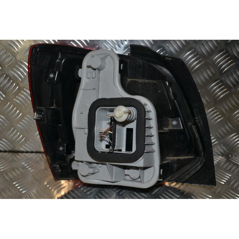 Φανάρι Πίσω Δεξιό Volkswagen Polo 2009-2014 6R0945096J 6R0945112B 6R0945096K 6R0945112C