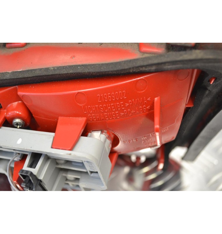 Φανάρι Πίσω (Αριστερό πόρτας) Audi A4 2007-2017 (stationwagon) 8K9945093 21969002