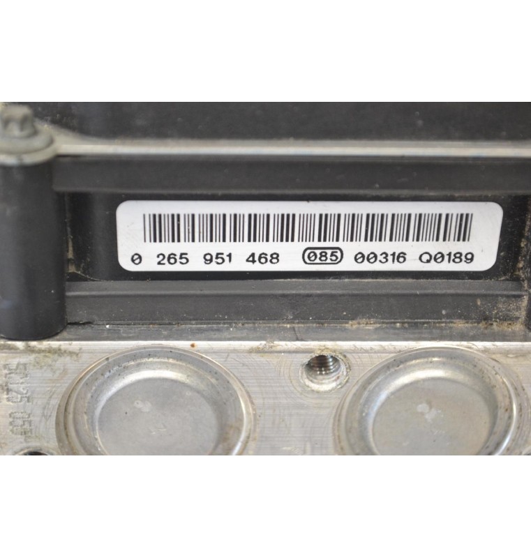 Μονάδα ABS Audi A4 2011-2015 BOSCH 8K0.614.517 8K0614517 0265236297 0265951468