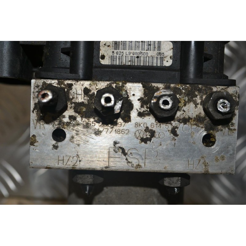 Μονάδα ABS Audi A4 2008-2014 BOSCH 8K0907379AK 8K0614517 0265951173