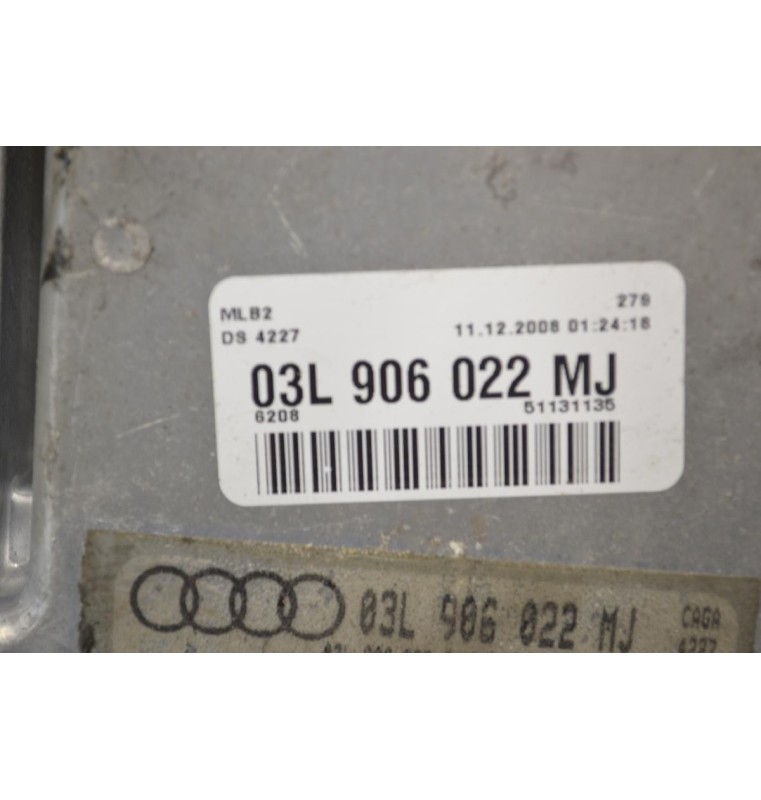 Εγκέφαλος Audi A4 2011-2015 BOSCH 0281015584 03L906022MJ 1039S33505
