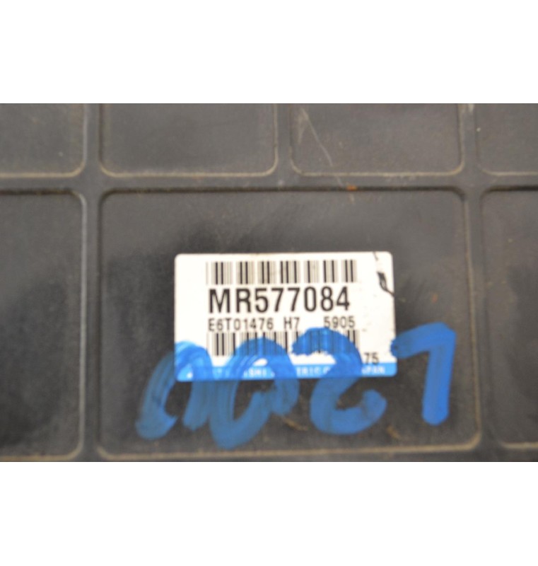 Εγκέφαλος Κινητήρα Mitsubishi L200 1997-2005 Κ74 4D56 E6T01476 MR577084