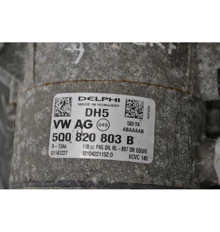 Κομπρεσέρ Aircondition A/C Audi A3 / A4 1.6 TDI CLH 2010-2016 DELPHI 5Q0820803B 12104221152.D (Γνήσιο) (Volkswagen Golf / Seat Leon / Skoda Octavia)
