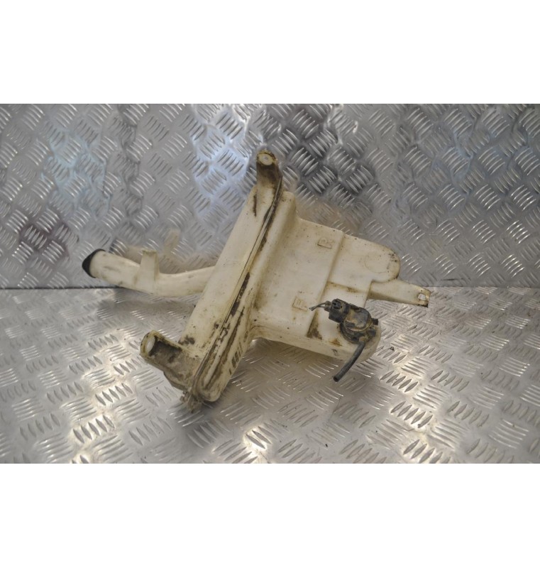 Δοχείο Νερού Υαλοκαθαριστήρων Toyota Hilux KUN25 2005-2012 DENSO TG060851-155