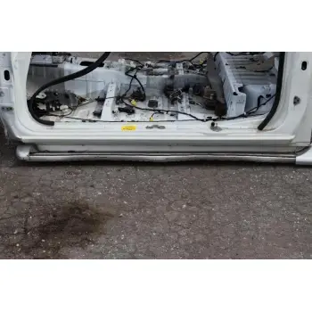 Μαρσπιέ Αριστερό Mitsubishi L200 2015-2020 (Ημικάμπινο)