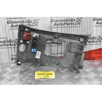 Κονσόλα-Χειριστήρια Καθρεφτών Mitsubishi L200 4Ν15 2014-2020