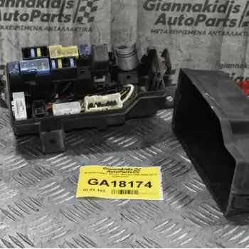 Ασφαλειοθήκη Nissan Navara D40 2005-2012 6356-4373