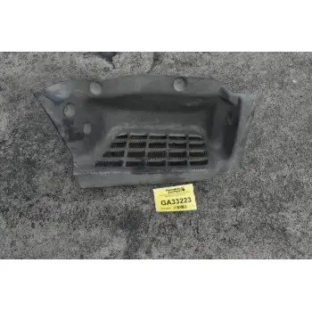 Σκαλοπάτι Δεξι Mitsubishi Canter 2006-2015 (Στενη Καμπινα)