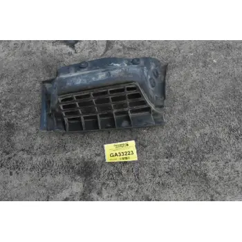 Σκαλοπάτι Δεξι Mitsubishi Canter 2006-2015 (Στενη Καμπινα)