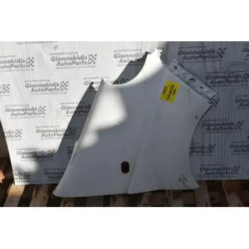 Φτερό Δεξι Opel Vivaro 2002-2006
