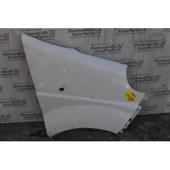 Φτερό Δεξι Opel Vivaro 2002-2006