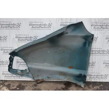 Φτερό Δεξι Toyota Hiace 1997-2006