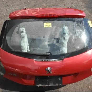 Πορτα Πόρτ Μπαγκάζ Peugeot 208 2012-2020