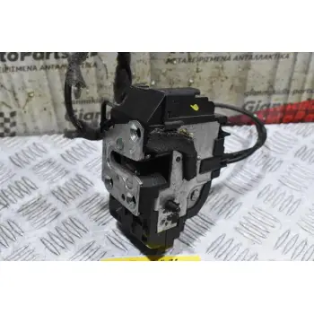 Κλειδαριά Nissan Navara D40 - 2005-2015 (Πισω Δεξιά,3 pins)