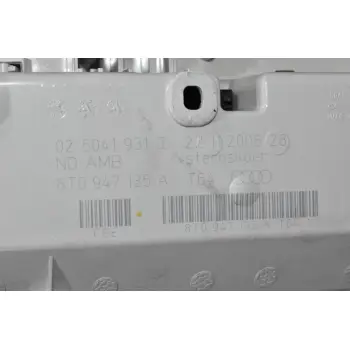 Πλαφονιέρα Audi A4 B8 2008-2015 8T0947135A (Γνήσιο)