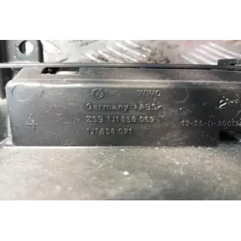 Πλασιο Κονσόλας Volkswagen Golf IV 1998-2004 1J1858071