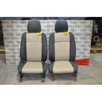 Καθίσματα (Σέτ Αριστερό-Δεξί) Mazda B 2500/Ford Ranger/BT 50 1998-2012 (Ανακατασκευασμενα)