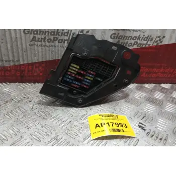 Ασφάλειες - Ασφαλειοθήκη Audi A3 1996-2003 8L0858387A