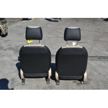 Καθίσματα (Σέτ Αριστερό-Δεξί) Toyota Hilux KUN 2005-2015 (Ανακατασκευής)