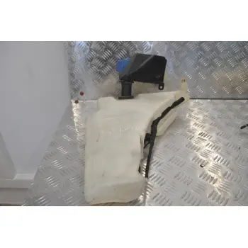 Δοχείο Νερού Υαλοκαθαριστήρων Audi A4 2.0 CDN 2008-2015 8T0955453C