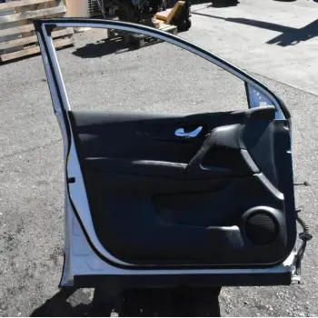Πόρτα Εμπρος Αριστερή Nissan Qashqai J11 2014-2020