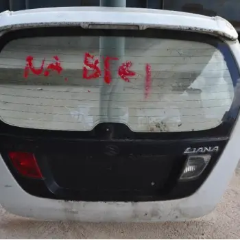 Τζαμόπορτα Suzuki Liana Hatchback 2001-2008