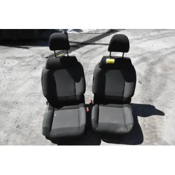 Κάθισματα Εμπρος Citroen C3 2016-2024