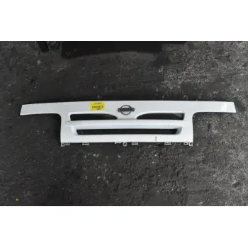 Ανω Μασκα Nissan Cabstar F23 1998-2005
