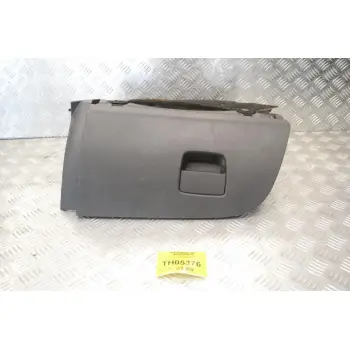 Ντουλαπάκι Opel Corsa E 2014-2019 39013999 460029937