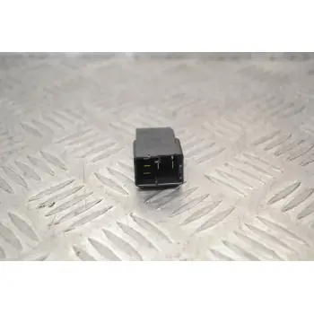 Ρελέ Βεντιλατέρ / Ανάφλεξης Nissan Qashqai J11 2013-2020 25230-9F905 4RD007814-04 (5 Pins)
